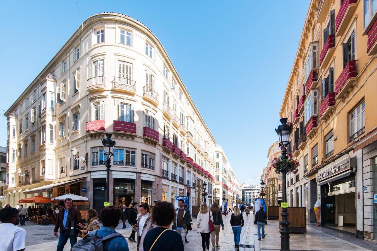 Malaga Tour Apartment- Elegance & Confort In The Historic Center Luaran gambar